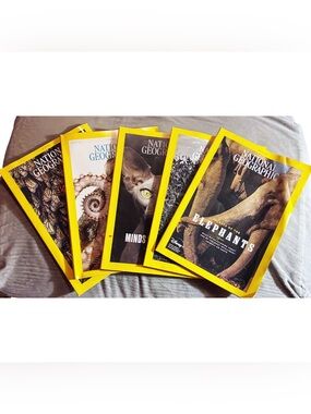 National Geographic Magazine Bundle 5 Issues Animals: Butterflies, Elephants
